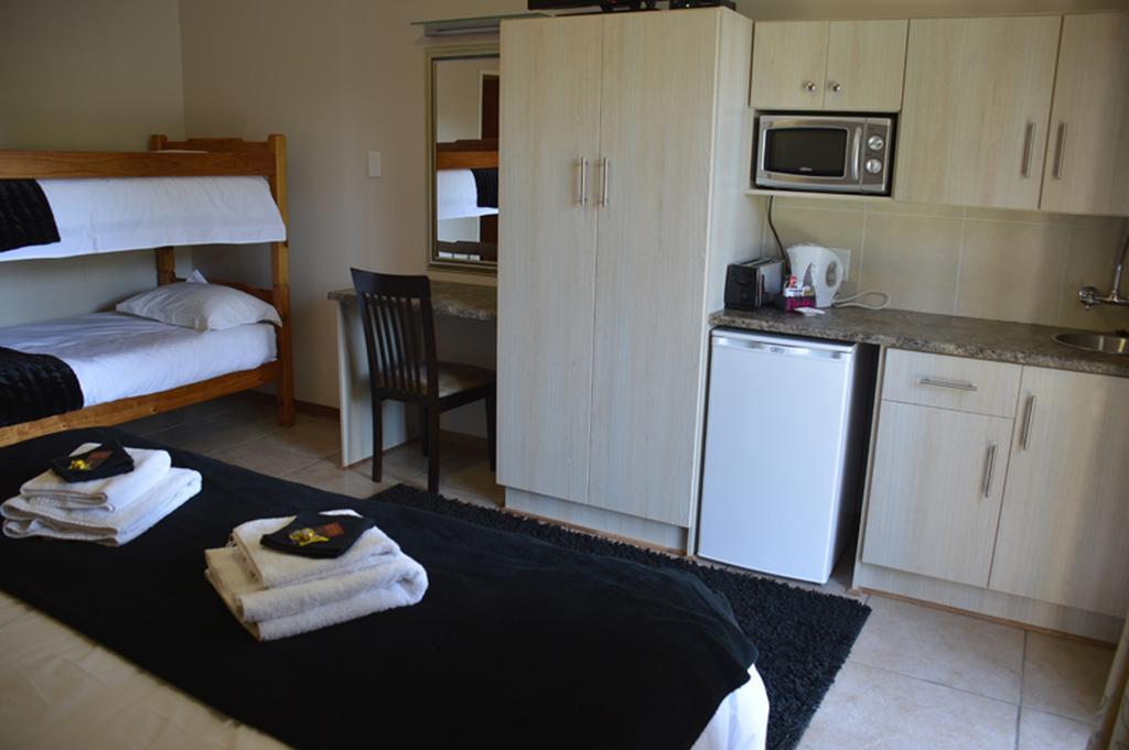 Two Bells Guest House ブルームフォンテーン 部屋 写真