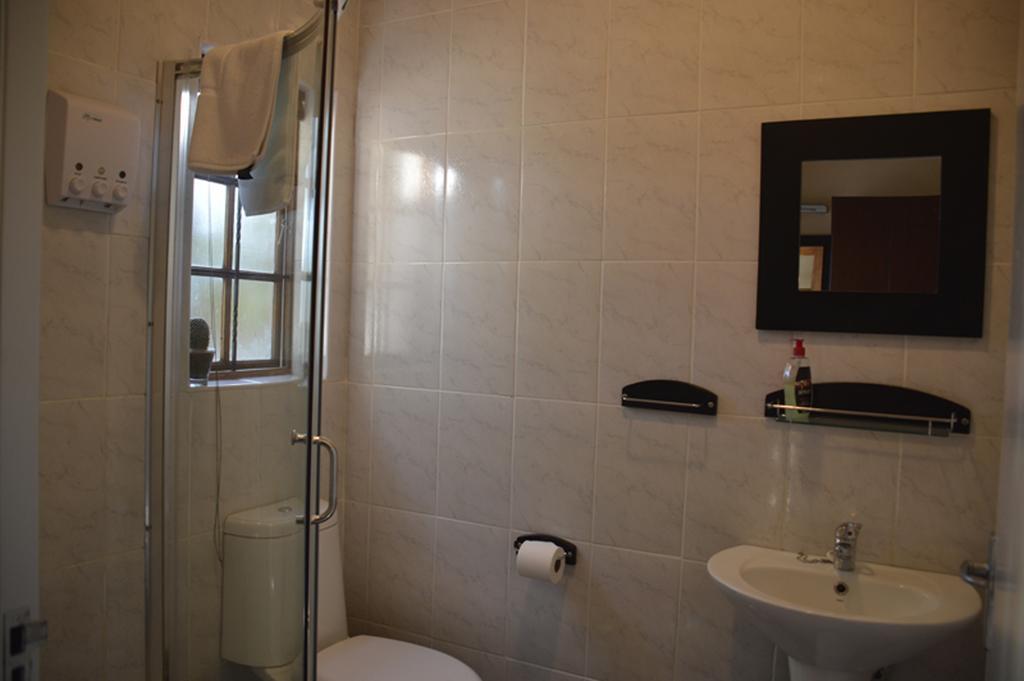Two Bells Guest House ブルームフォンテーン 部屋 写真